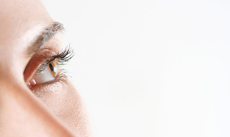 Picture of a woman's eye