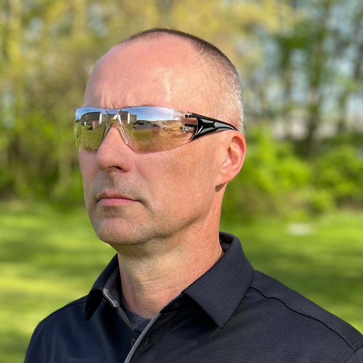 Metel M50 ME-B5080S Safety Glasses with Indoor-Outdoor Mirror Lens Lifestyle3
