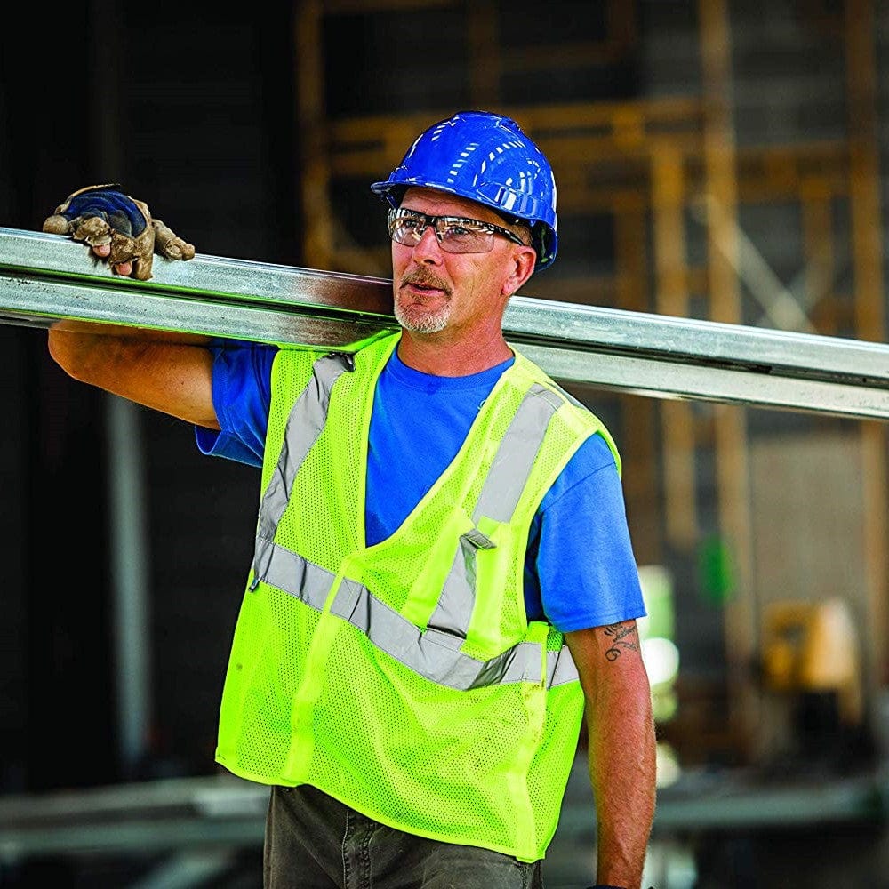 Pyramex Ever-Lite Readers worn by a construction worker